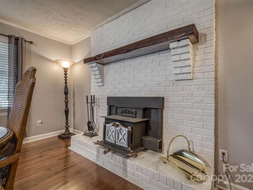 107 Pete Brittain Road, Morganton, NC 28655.  MLS# CAR4256244, YatesRealty ID 14657. 