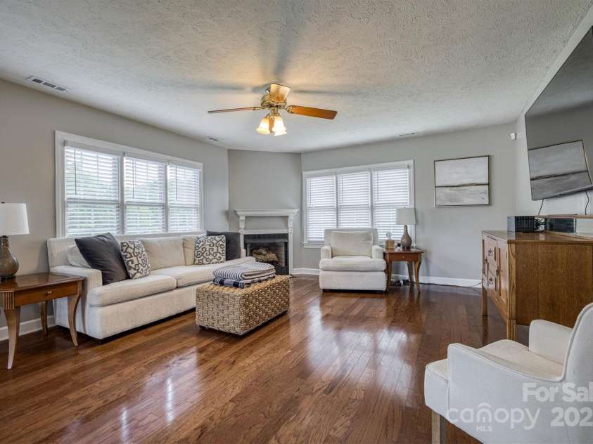 107 Pete Brittain Road, Morganton, NC 28655.  MLS# CAR4256244, YatesRealty ID 14657. 