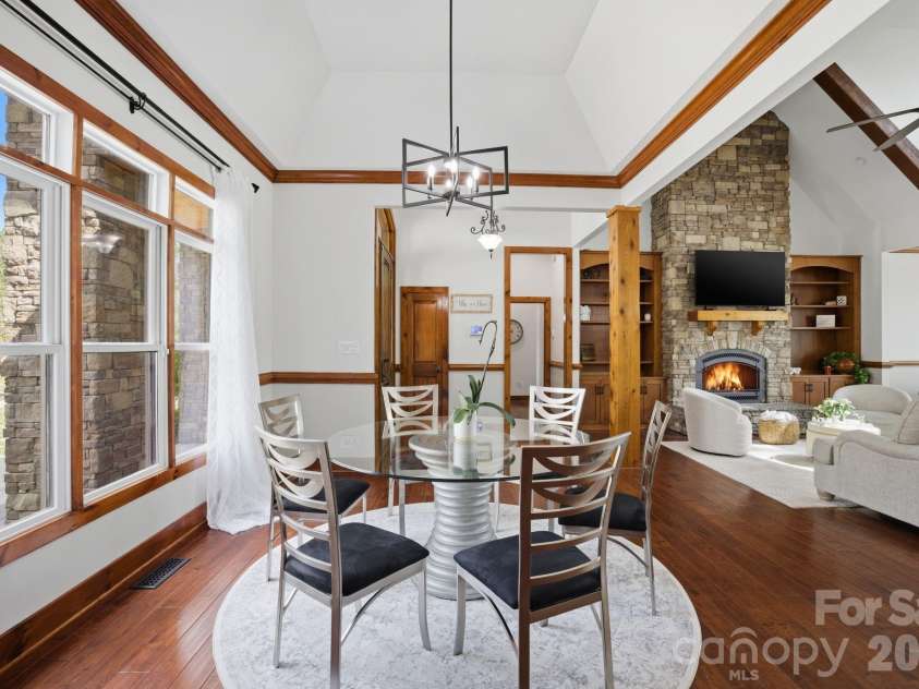 901 Sunset Pointe Drive, Salisbury, NC 28146.  MLS# CAR4364360, YatesRealty ID 14658. 
