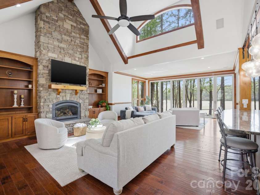 901 Sunset Pointe Drive, Salisbury, NC 28146.  MLS# CAR4364360, YatesRealty ID 14658. 