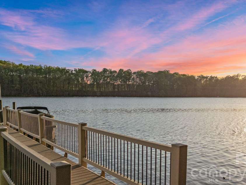 901 Sunset Pointe Drive, Salisbury, NC 28146.  MLS# CAR4364360, YatesRealty ID 14658. Shared pier