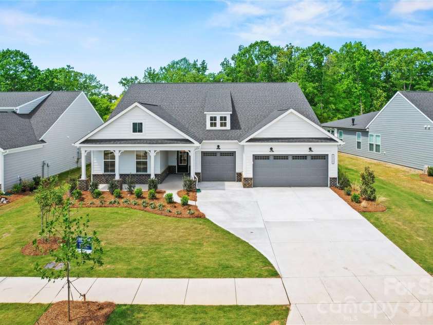 2735 Peak Court, Belmont, NC 28012.  MLS# CAR4337383, YatesRealty ID 14659. 