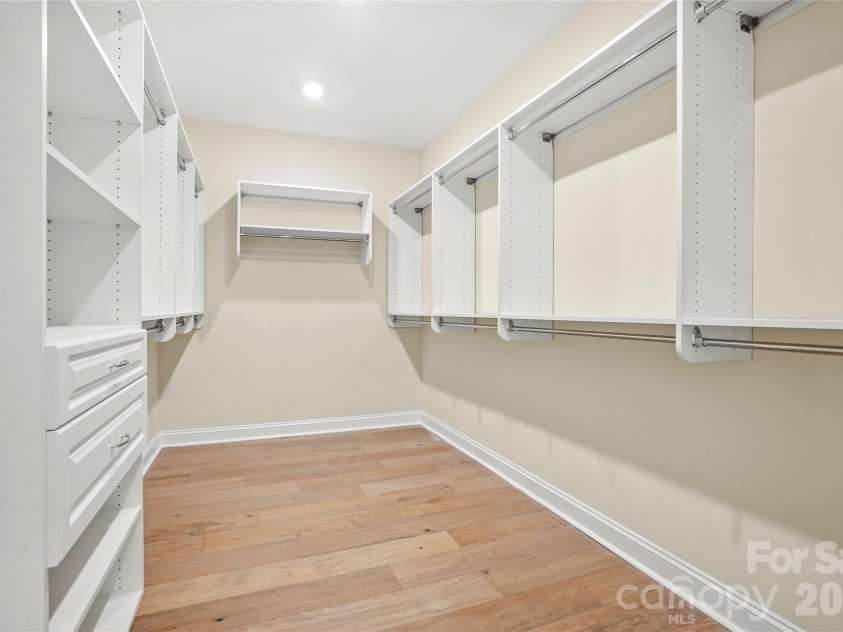 2735 Peak Court, Belmont, NC 28012.  MLS# CAR4337383, YatesRealty ID 14659. 