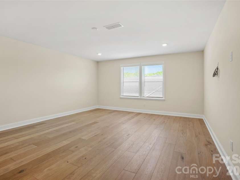 2735 Peak Court, Belmont, NC 28012.  MLS# CAR4337383, YatesRealty ID 14659. 