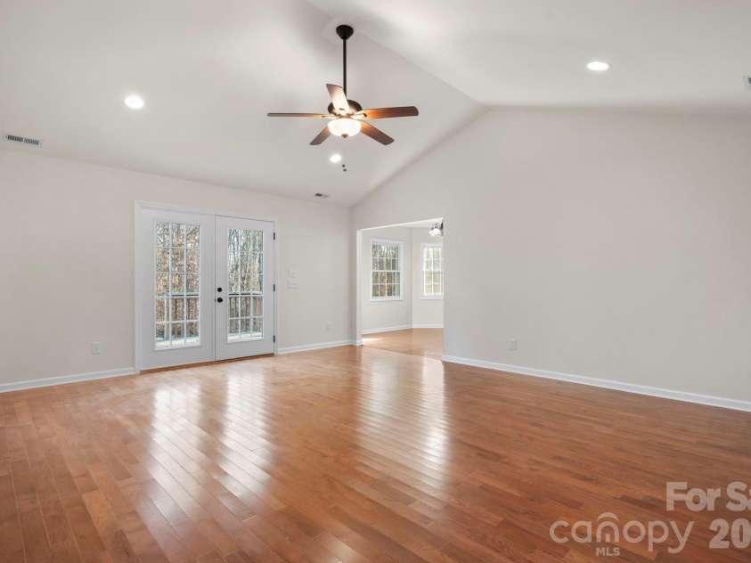 2284 Timberland Hills Drive, Newton, NC 28658.  MLS# CAR4330534, YatesRealty ID 14661. 