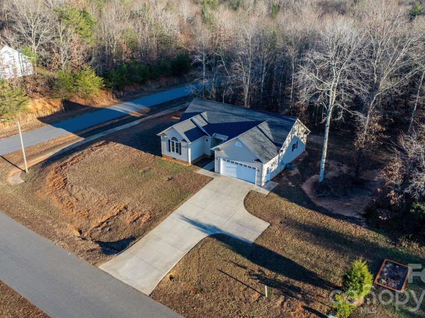 2284 Timberland Hills Drive, Newton, NC 28658.  MLS# CAR4330534, YatesRealty ID 14661. 