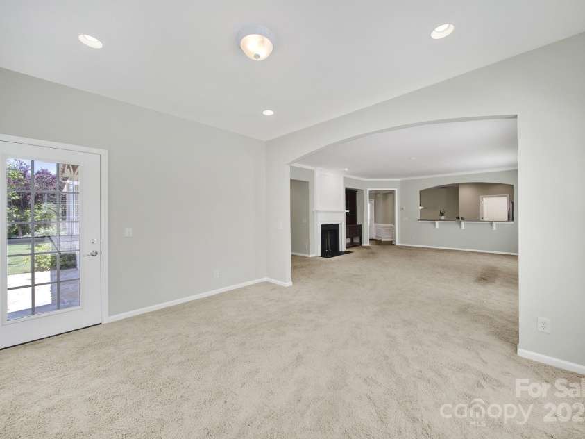 8107 Crater Lake Drive, Indian Land, SC 29707.  MLS# CAR4233120, YatesRealty ID 14662. Sunroom