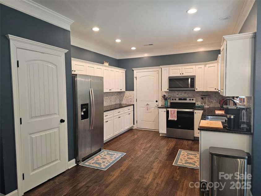 1200 Kent Drive, Lancaster, SC 29720.  MLS# CAR4252869, YatesRealty ID 14664. 