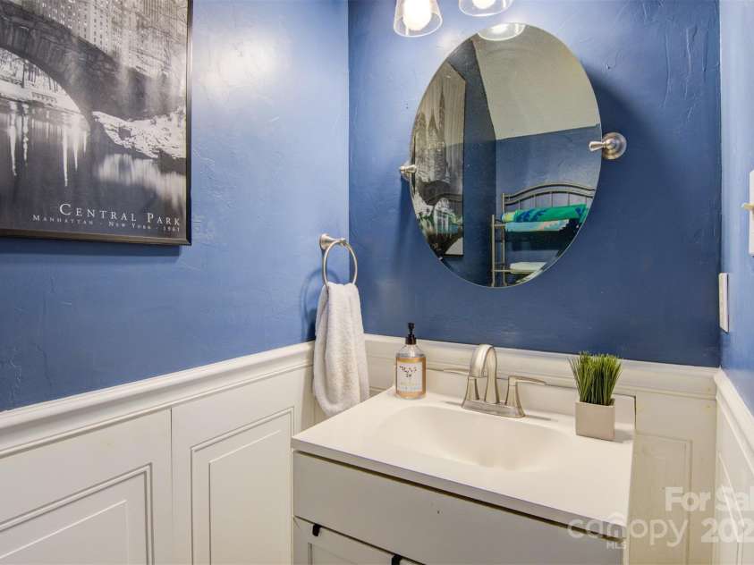 1485 20th Avenue, Hickory, NC 28601.  MLS# CAR4257174, YatesRealty ID 14665. 