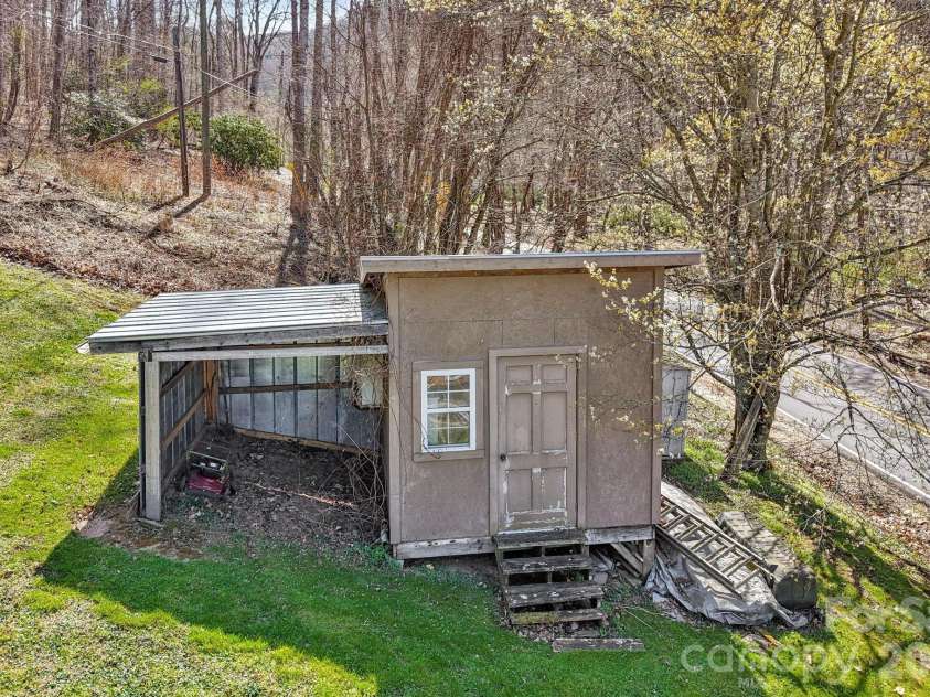719 Camp Branch Road, Waynesville, NC 28786.  MLS# CAR4364816, YatesRealty ID 14667. 