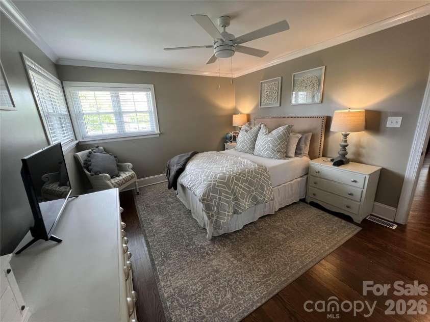 200 Ruby Lane, Gastonia, NC 28054.  MLS# CAR4373046, YatesRealty ID 14668. 