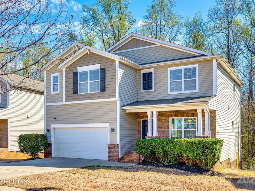 1929 Shorthorn Street, Charlotte, NC 28213.  MLS# CAR4240482, YatesRealty ID 14669. 