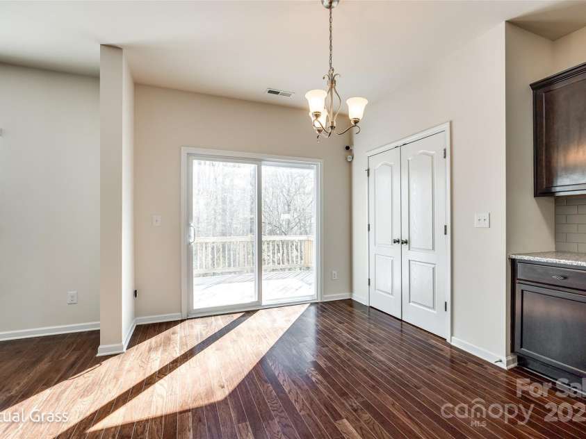 1929 Shorthorn Street, Charlotte, NC 28213.  MLS# CAR4240482, YatesRealty ID 14669. 