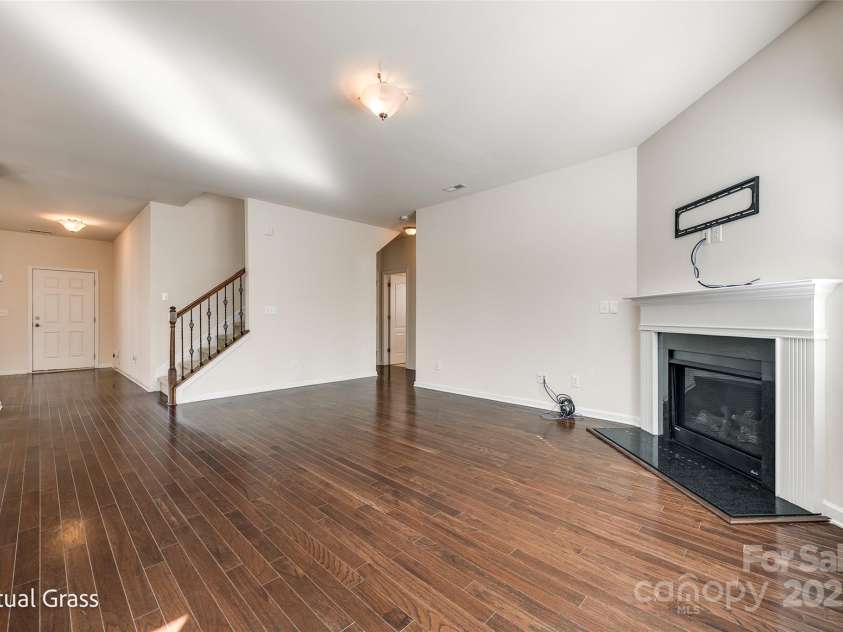 1929 Shorthorn Street, Charlotte, NC 28213.  MLS# CAR4240482, YatesRealty ID 14669. 