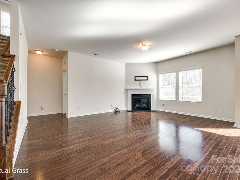 1929 Shorthorn Street, Charlotte, NC 28213.  MLS# CAR4240482, YatesRealty ID 14669. 