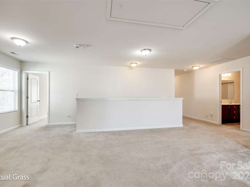 1929 Shorthorn Street, Charlotte, NC 28213.  MLS# CAR4240482, YatesRealty ID 14669. 