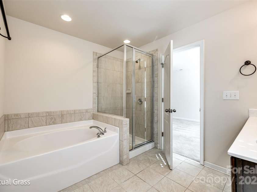 1929 Shorthorn Street, Charlotte, NC 28213.  MLS# CAR4240482, YatesRealty ID 14669. 