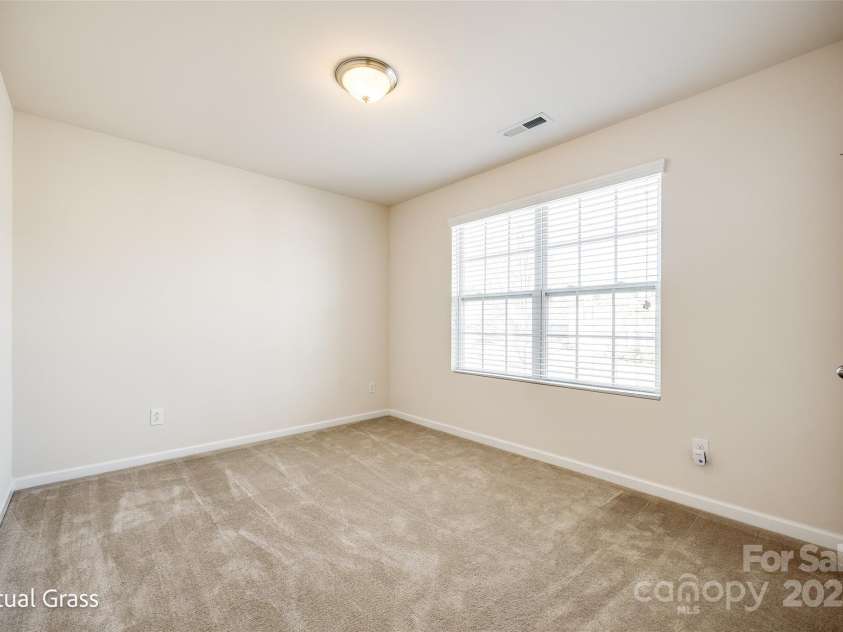 1929 Shorthorn Street, Charlotte, NC 28213.  MLS# CAR4240482, YatesRealty ID 14669. 