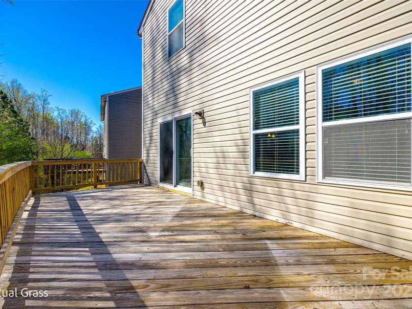 1929 Shorthorn Street, Charlotte, NC 28213.  MLS# CAR4240482, YatesRealty ID 14669. 