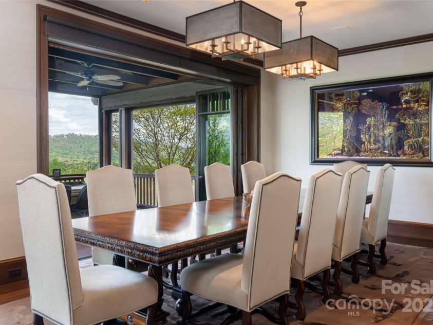 66 Deerhaven Lane, Asheville, NC 28803.  MLS# CAR4137312, YatesRealty ID 1467. 