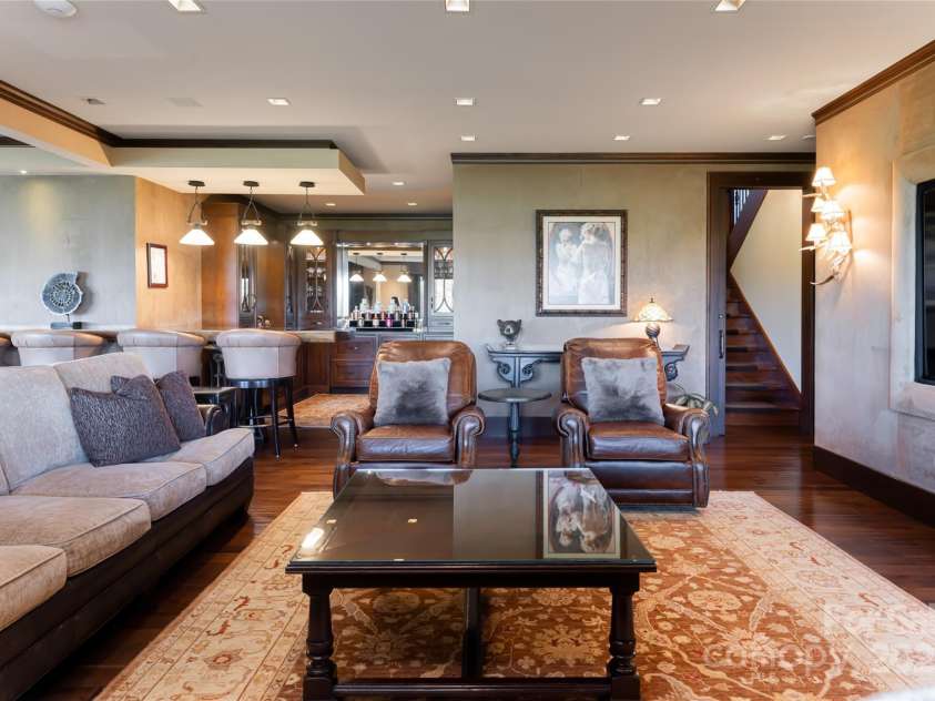 66 Deerhaven Lane, Asheville, NC 28803.  MLS# CAR4137312, YatesRealty ID 1467. 