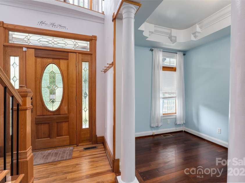 150 8th Avenue, New London, NC 28127.  MLS# CAR4259112, YatesRealty ID 14670. 