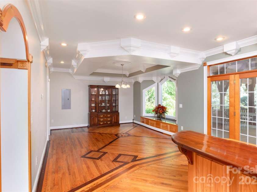 150 8th Avenue, New London, NC 28127.  MLS# CAR4259112, YatesRealty ID 14670. 