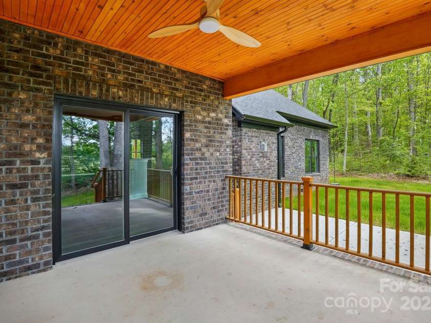 3738 Glen Arbor Drive, Maiden, NC 28650.  MLS# CAR4227504, YatesRealty ID 14671. Covered Porch off kitchen