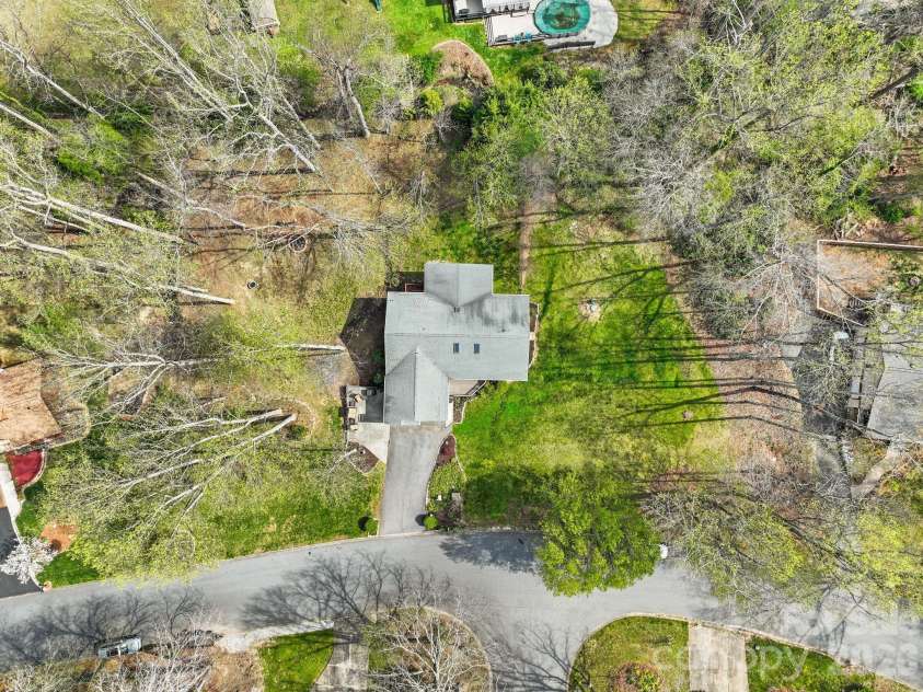 29 Muirfield Drive, Arden, NC 28704.  MLS# CAR4364187, YatesRealty ID 14672. Aerial View 