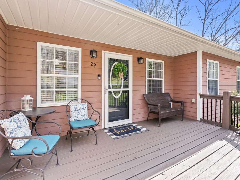 29 Muirfield Drive, Arden, NC 28704.  MLS# CAR4364187, YatesRealty ID 14672. Front Porch 