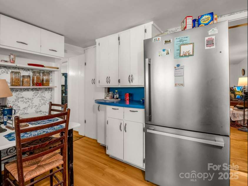 51 Moffitt Road, Horse Shoe, NC 28742.  MLS# CAR4257739, YatesRealty ID 14674. Kitchen