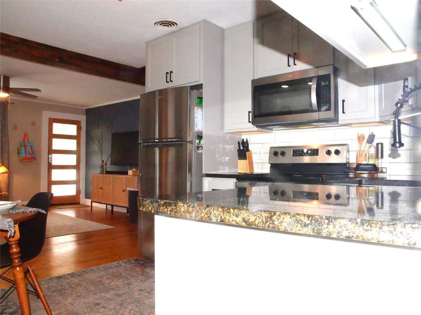 316 Hazelwood Avenue, Waynesville, NC 28786.  MLS# CAR4360518, YatesRealty ID 14675. 