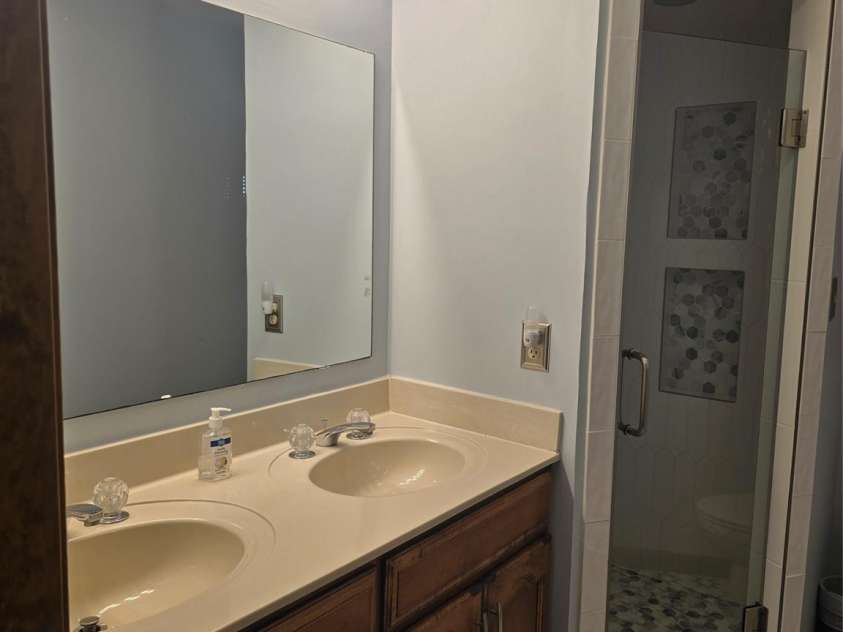 662 Cherokee Point, Lake Toxaway, NC 28747.  MLS# CAR4225873, YatesRealty ID 14675. 