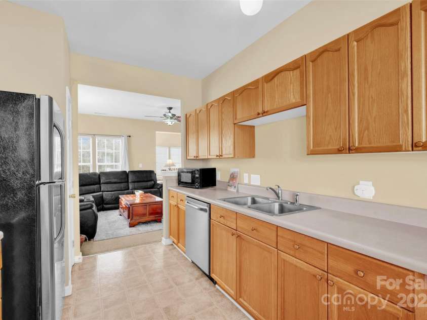 1965 Charlotte Highway, Mooresville, NC 28115.  MLS# CAR4234182, YatesRealty ID 14676. Kitchen