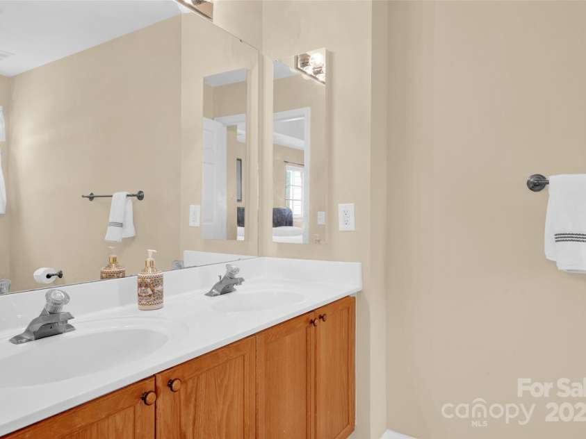 1965 Charlotte Highway, Mooresville, NC 28115.  MLS# CAR4234182, YatesRealty ID 14676. Primary Bath
