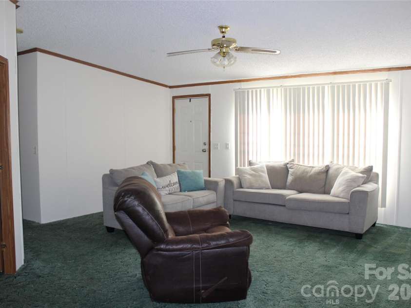 249 J L Green Lane, Pageland, SC 29728.  MLS# CAR4373064, YatesRealty ID 14676. Den