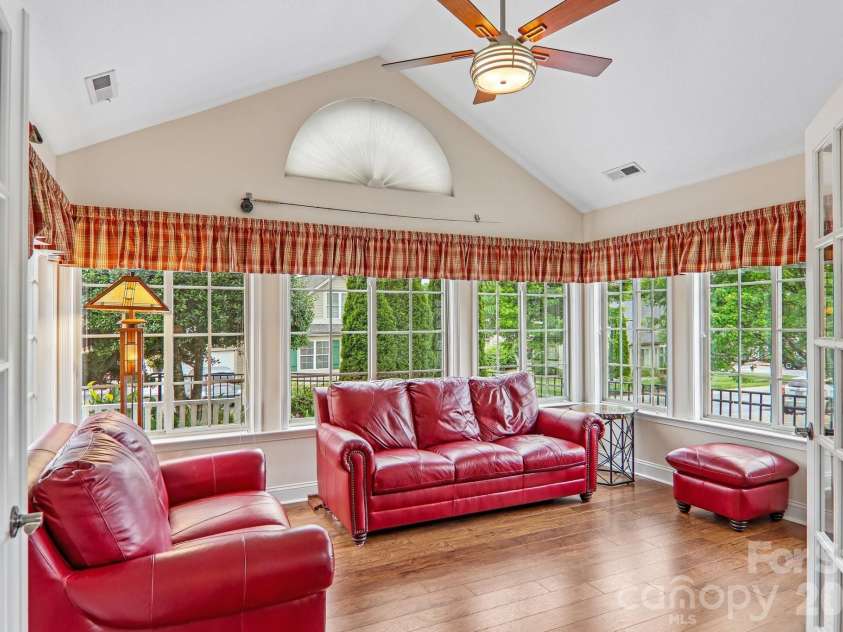 174 Summerfield Place, Flat Rock, NC 28731.  MLS# CAR4391455, YatesRealty ID 14678. 