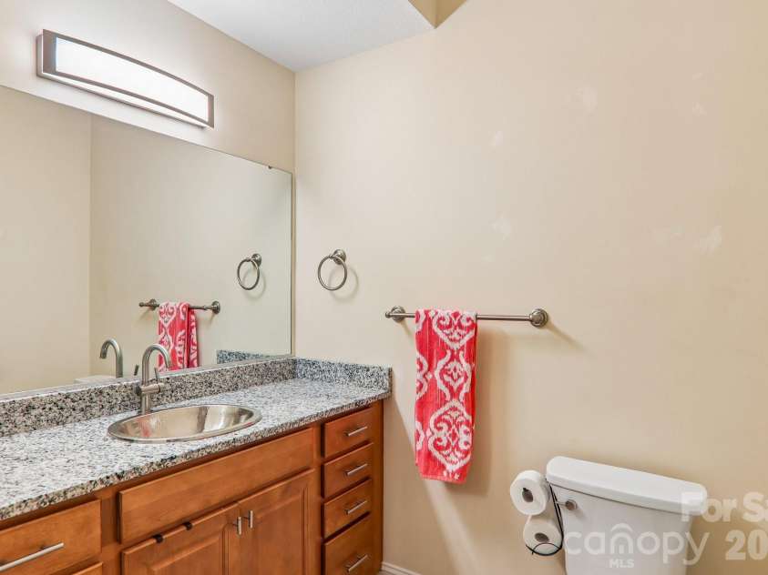 174 Summerfield Place, Flat Rock, NC 28731.  MLS# CAR4391455, YatesRealty ID 14678. 