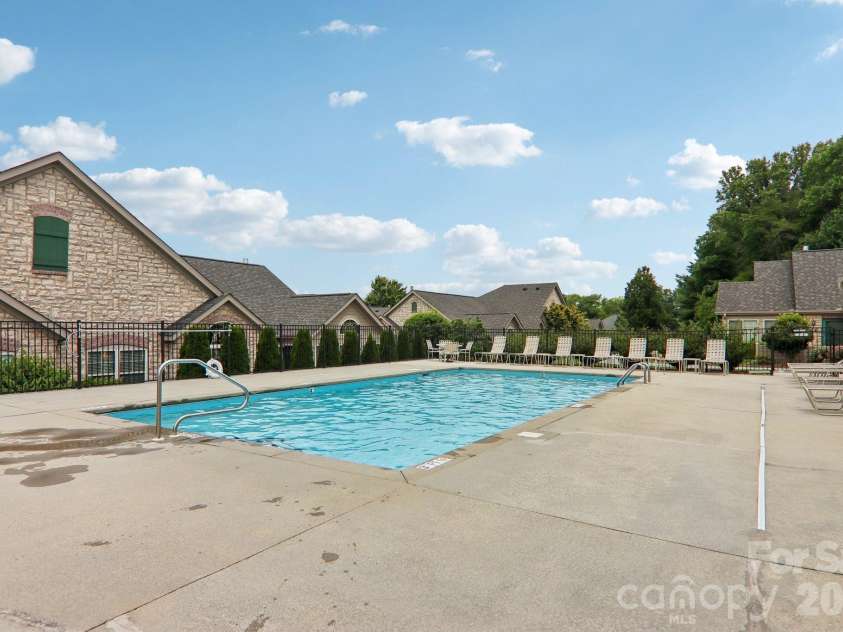 174 Summerfield Place, Flat Rock, NC 28731.  MLS# CAR4391455, YatesRealty ID 14678. 