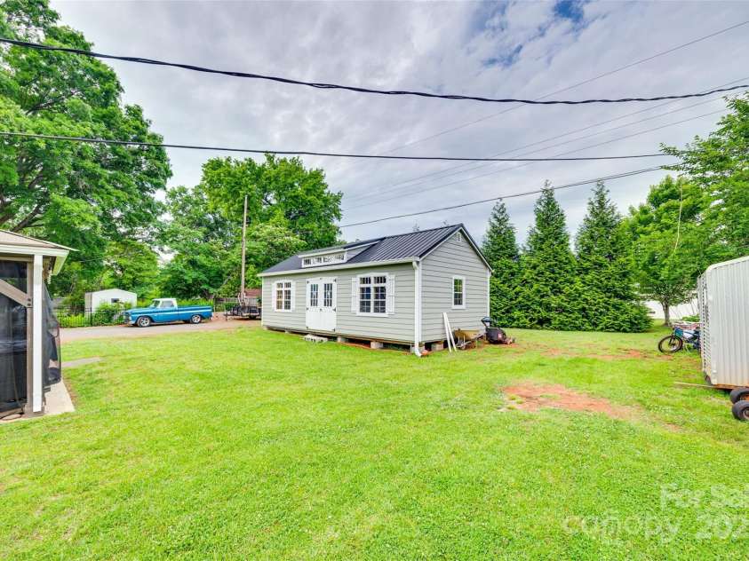 622 University Drive, Rock Hill, SC 29730.  MLS# CAR4259757, YatesRealty ID 14678. 
