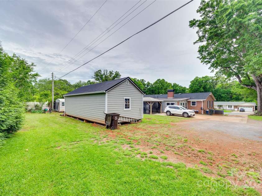 622 University Drive, Rock Hill, SC 29730.  MLS# CAR4259757, YatesRealty ID 14678. 