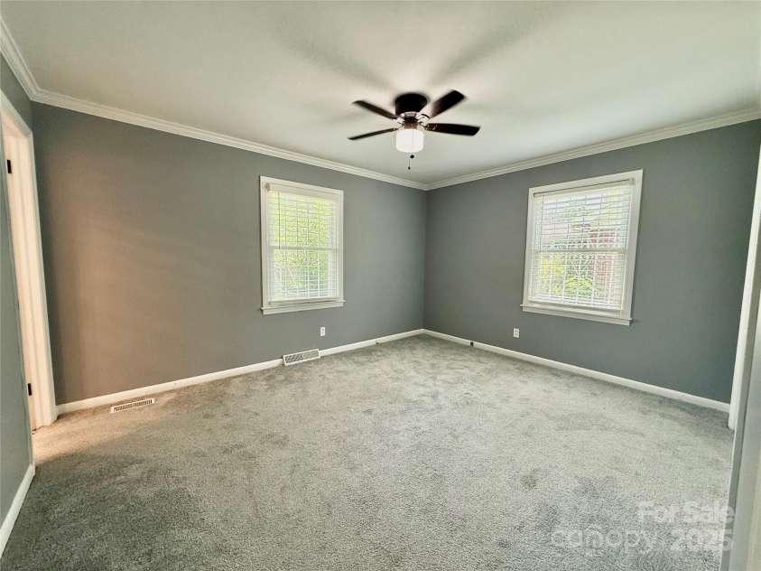 622 University Drive, Rock Hill, SC 29730.  MLS# CAR4259757, YatesRealty ID 14678. Primary Bedroom