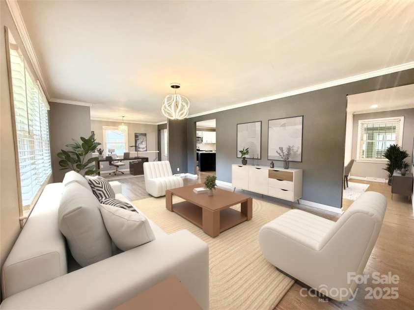 622 University Drive, Rock Hill, SC 29730.  MLS# CAR4259757, YatesRealty ID 14678. *Virtually staged*Living Room