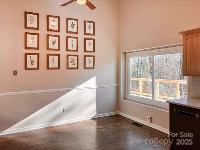 23 Moriah Lane, Asheville, NC 28803.  MLS# CAR4221443, YatesRealty ID 1468. Open eat-in kitchen with views.