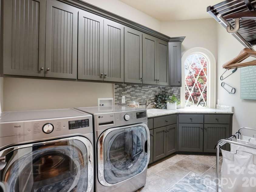 1103 Bromley Drive, Weddington, NC 28104.  MLS# CAR4369365, YatesRealty ID 14680. 