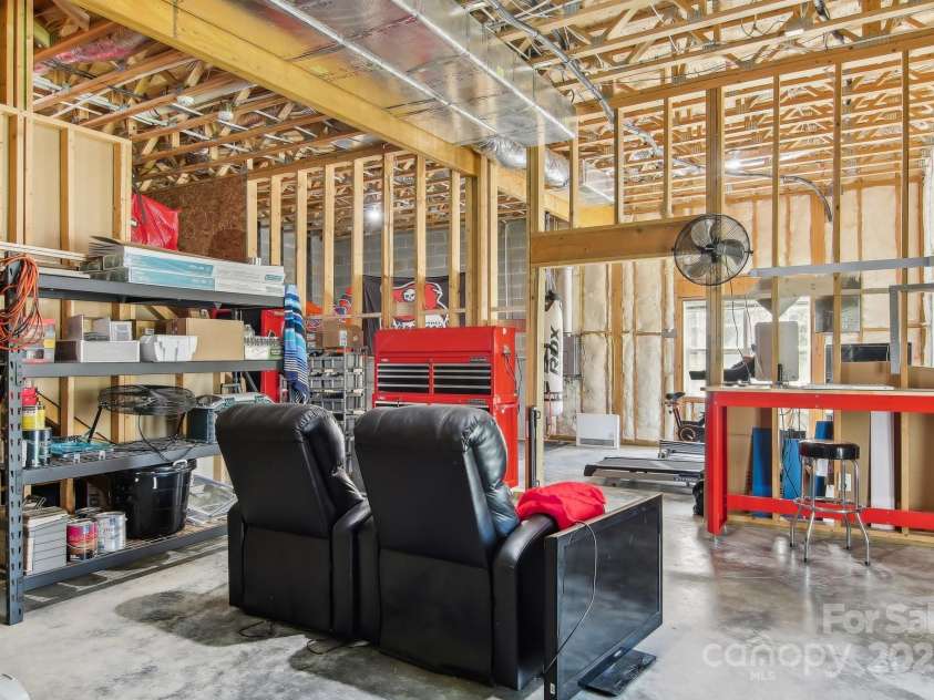 650 Dogwood Drive, Maggie Valley, NC 28751.  MLS# CAR4246709, YatesRealty ID 14680. 