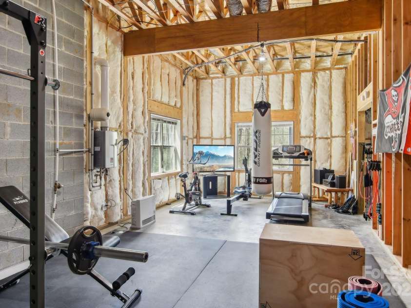 650 Dogwood Drive, Maggie Valley, NC 28751.  MLS# CAR4246709, YatesRealty ID 14680. 