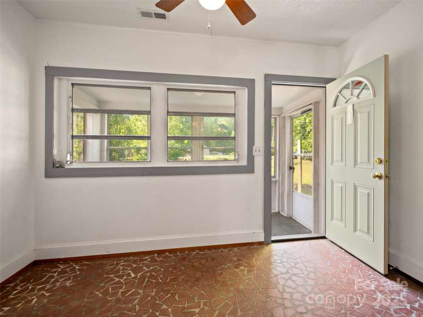 2010 US Hwy 176 None, Tryon, NC 28782.  MLS# CAR4253707, YatesRealty ID 14681. 