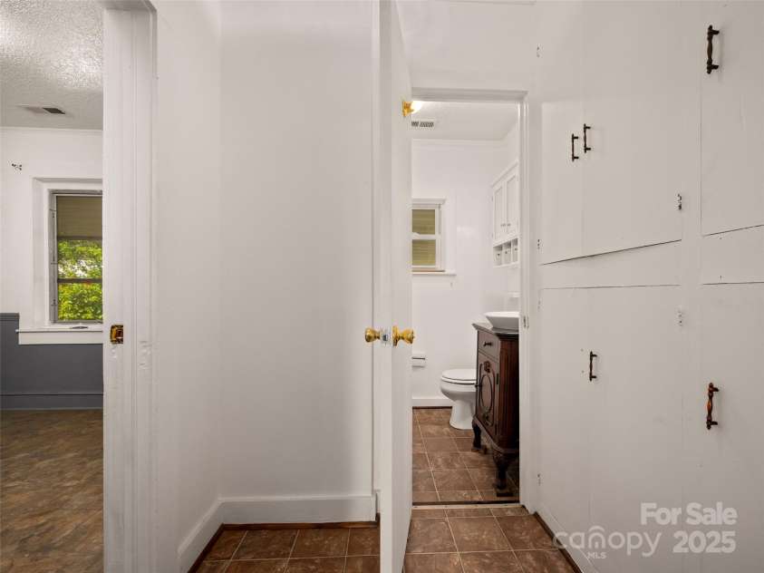 2010 US Hwy 176 None, Tryon, NC 28782.  MLS# CAR4253707, YatesRealty ID 14681. 