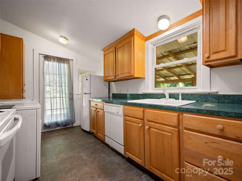 2010 US Hwy 176 None, Tryon, NC 28782.  MLS# CAR4253707, YatesRealty ID 14681. 